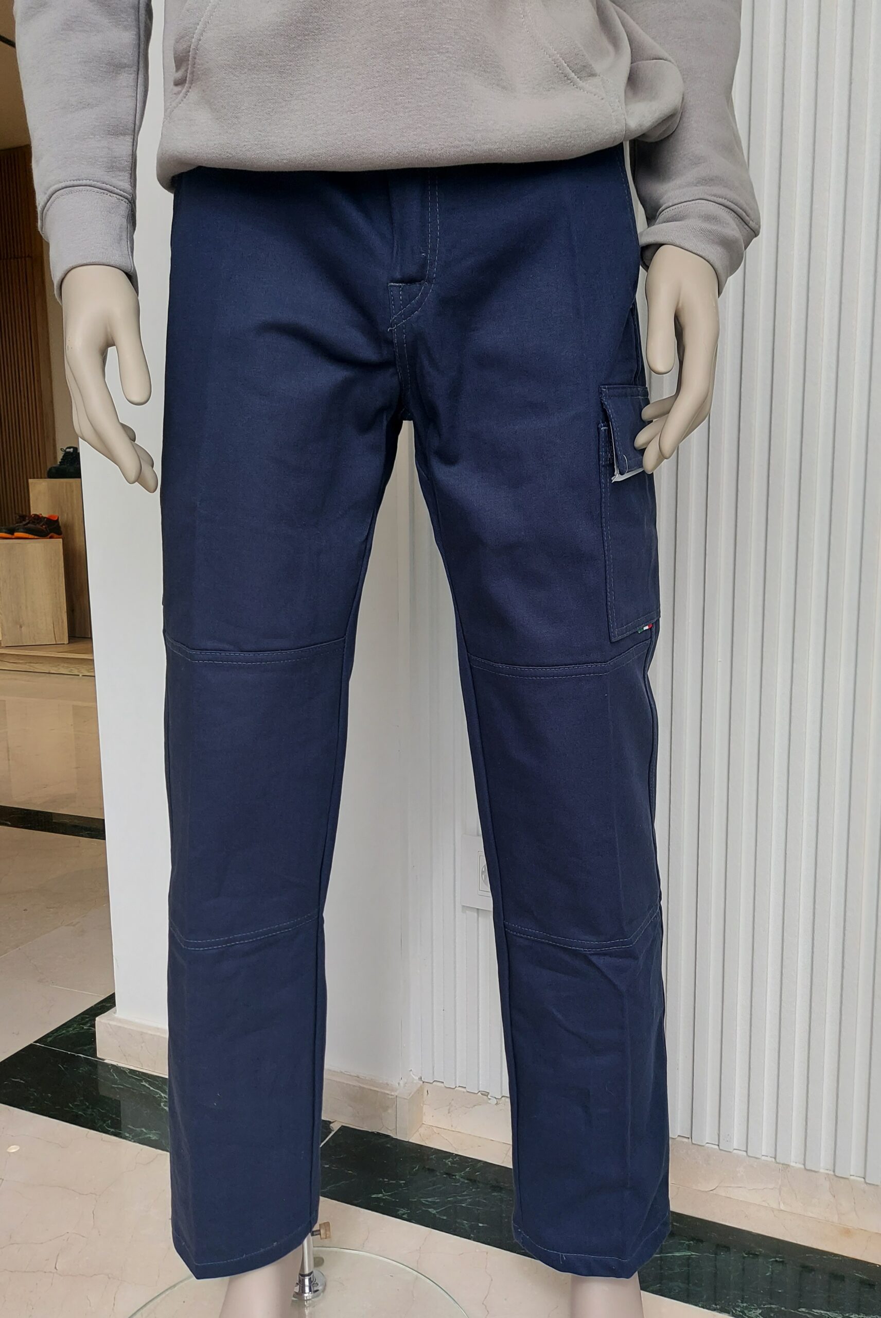 Pantalone do struka - Slika 4